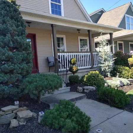 Family Friendly Just Like Home Cleveland Exterior photo